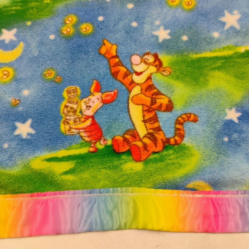Vtg Disney Winnie the Pooh Piglet‎ Tigger Fleece Baby Blanket Rainbow Satin Trim